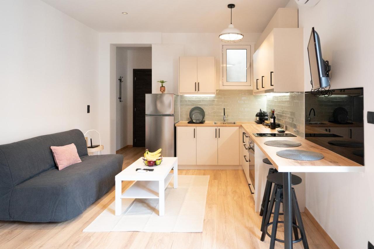Feelin' Good Apartment Ioannina Bagian luar foto