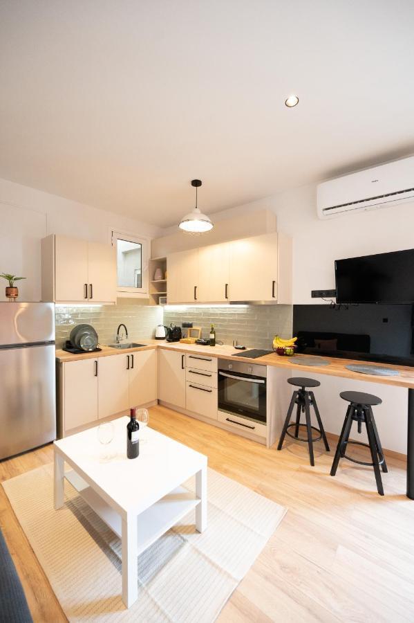 Feelin' Good Apartment Ioannina Bagian luar foto